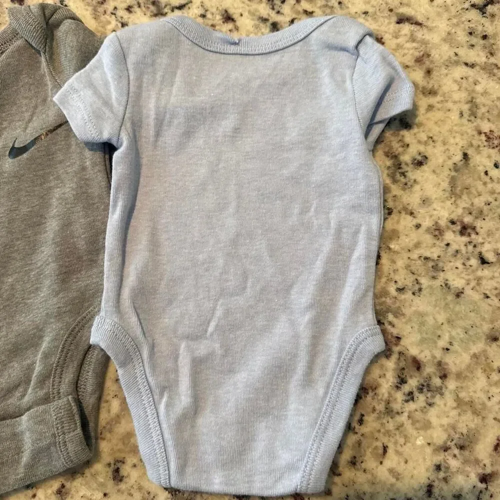 Nike Baby 4-Pack Bodysuit Onesie Bundle Newborn 0–3 Months Cotton